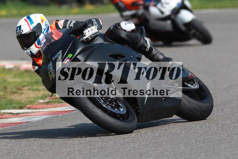 /Archiv-2022/06 15.04.2022 Speer Racing ADR/Instruktorengruppe/47